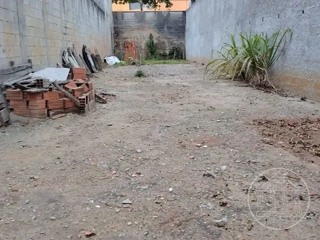 Terreno com 165m², à venda, no bairro Vila Santa Maria em São Paulo