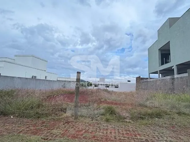 Terreno com 360m², à venda, no bairro Paraíso em Chapecó