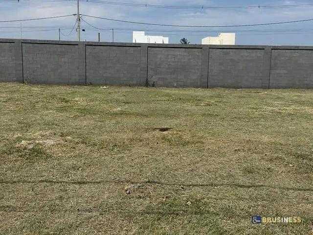 Terreno com 180m², à venda, no bairro Parque Tarcisio Miranda em Campos dos Goytacazes