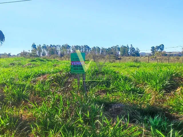 Terreno com 300m², à venda, no bairro Jardim Primavera 2ª Etapa em Anápolis