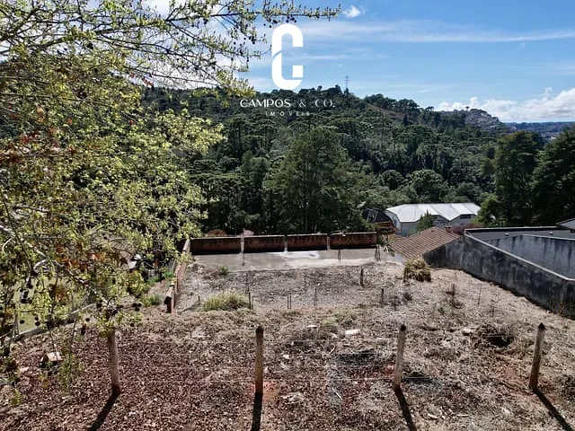 Terreno com 554m², à venda, no bairro Vila Nova Suíça em Campos do Jordão