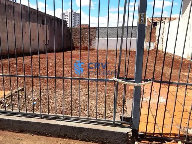 Terreno com 463m², à venda, no bairro Campo Belo em Londrina