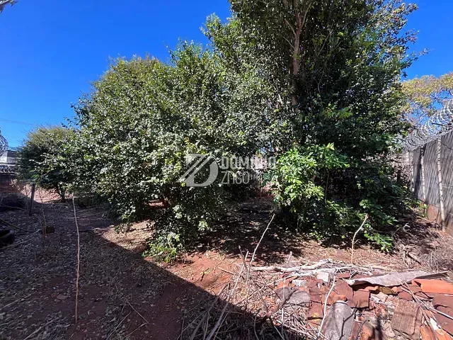 Terreno com 286m², à venda, no bairro Centro em Uberaba