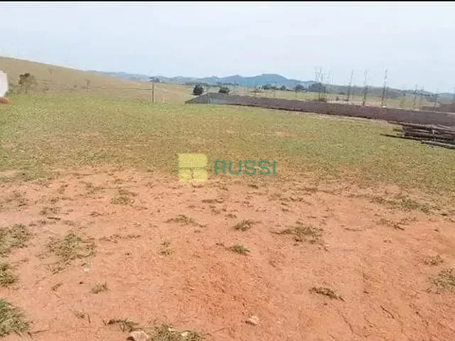 Terreno com 1200m², à venda, no bairro Rio Claro em Paraibuna