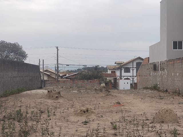 Terreno com 720m², à venda, no bairro Jardim Residencial Doutor Lessa em Pindamonhangaba