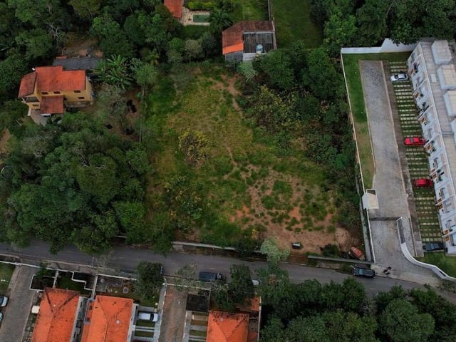 Terreno com 2400m², à venda, no bairro Quinta dos Angicos em Cotia