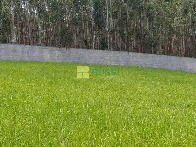 Terreno com 1000m², à venda, no bairro Village Parahybuna em Paraibuna