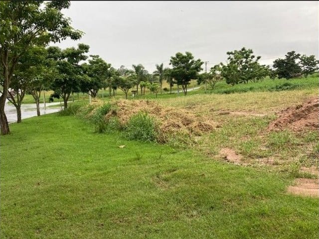 Foto do Terreno - Terreno à venda, 1400 m² por R$ 430.000,00 - Parque Residencial Jequitibá - Jacareí/SP | INDEPENDENCE NEGOCIOS IMOBILIARIOS LTDA