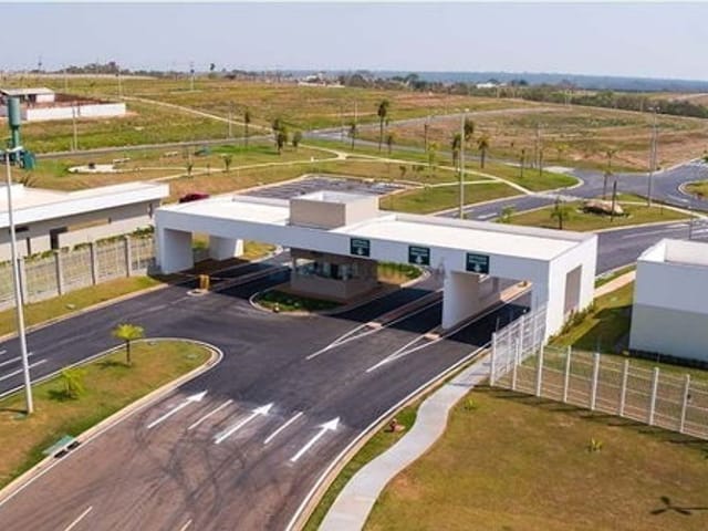 Terreno com 489m², à venda, no bairro Terra Nova em Várzea Grande