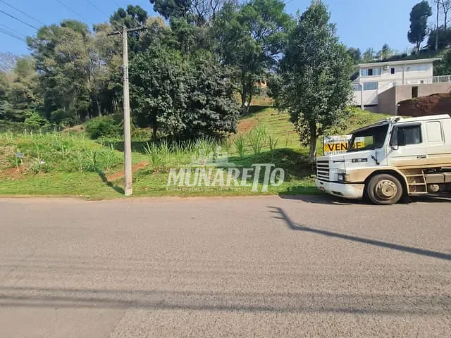 Terreno com 1011m², à venda, no bairro Nossa Senhora da Salete em Concórdia