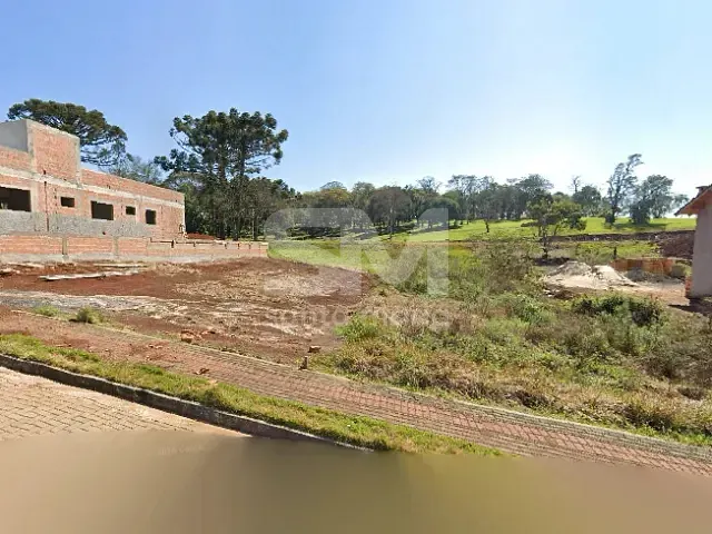 Terreno com 600m², à venda, no bairro Água Santa em Chapecó