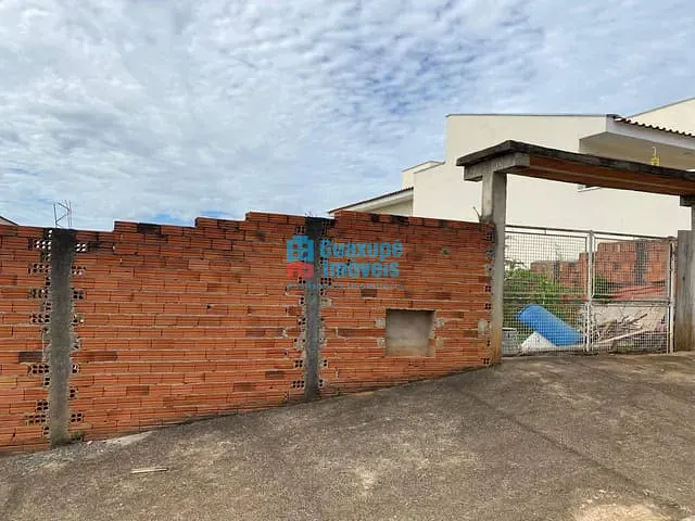 Terreno com 360m², à venda, no bairro Jardim Primavera em Guaxupé