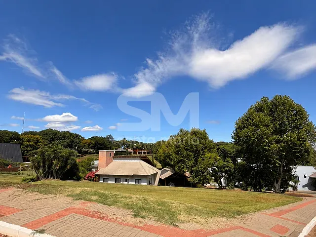Terreno com 1000m², à venda, no bairro Figueira em Chapecó