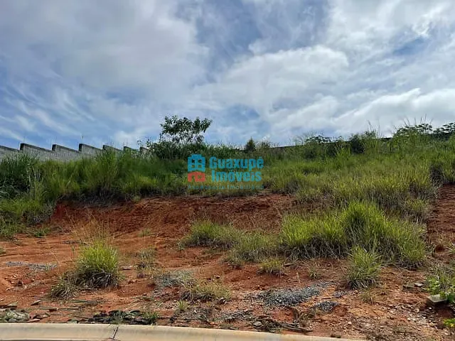 Terreno com 330m², à venda, no bairro Bourbon Residencial em Guaxupé