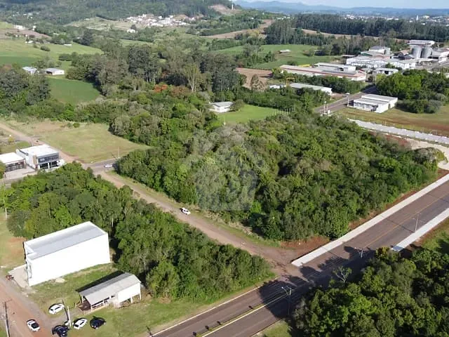 Terreno com 360m², à venda, no bairro Centro Administrativo em Teutônia