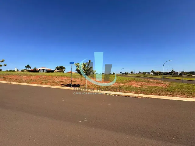 Terreno com 608m², à venda, no bairro Nova Matão em Matão