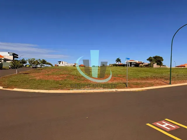 Terreno com 608m², à venda, no bairro Nova Matão em Matão