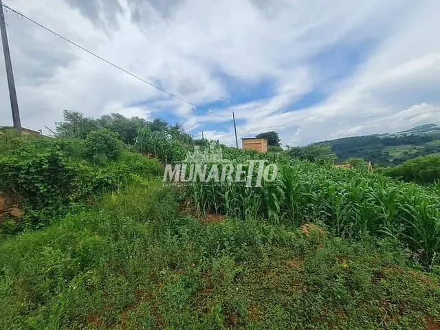 Terreno com 450m², à venda, no bairro Linha São Paulo em São Paulo