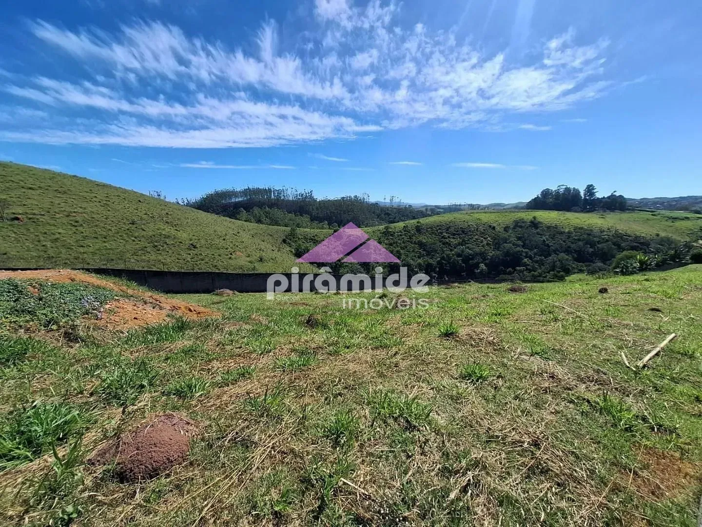 Terreno, 1055 m² - Foto 1