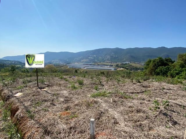 Terreno com 1300m², à venda, no bairro Godoy em Extrema