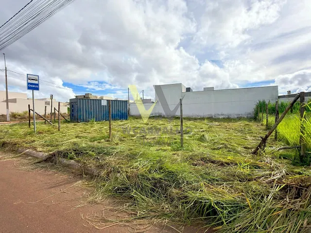 Terreno com 411m², à venda, no bairro Residencial Cerejeiras em Anápolis