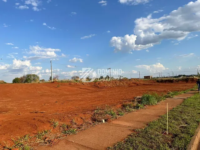 Terreno com 250m², à venda, no bairro Loteamento Reynaldo Mendes em Uberaba