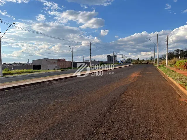 Terreno com 250m², à venda, no bairro Loteamento Reynaldo Mendes em Uberaba