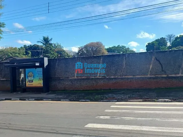 Terreno com 800m², à venda, no bairro Centro em Guaxupé