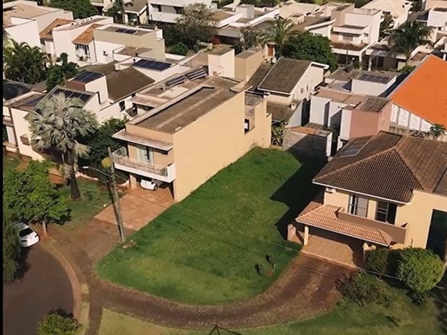 Terreno com 316m², à venda, no bairro Esperança em Londrina