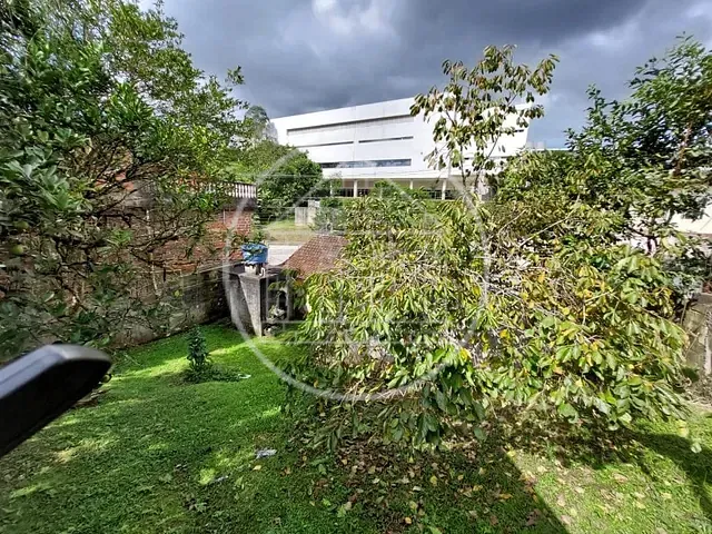 Terreno com 730m², à venda, no bairro Jardim Roschel em São Paulo
