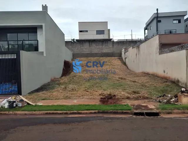 Terreno com 266m², à venda, no bairro Abussafe em Londrina