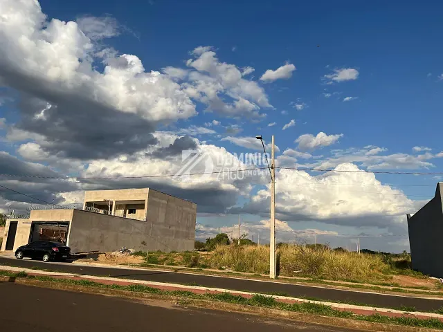 Terreno com 200m², à venda, no bairro Loteamento Reynaldo Mendes em Uberaba