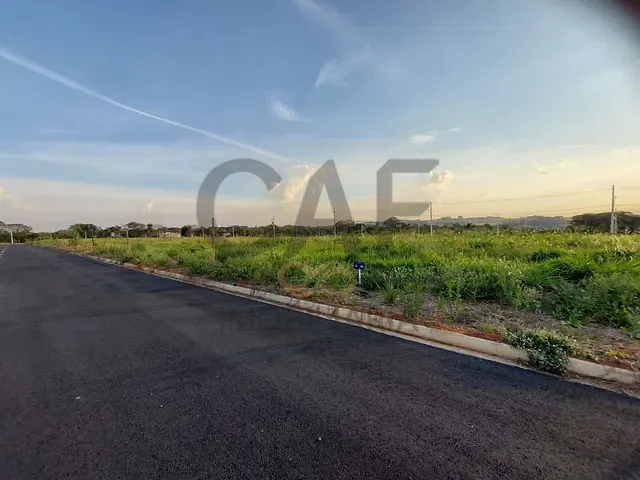 Terreno com 256m², à venda, no bairro Jardim Europa em Holambra