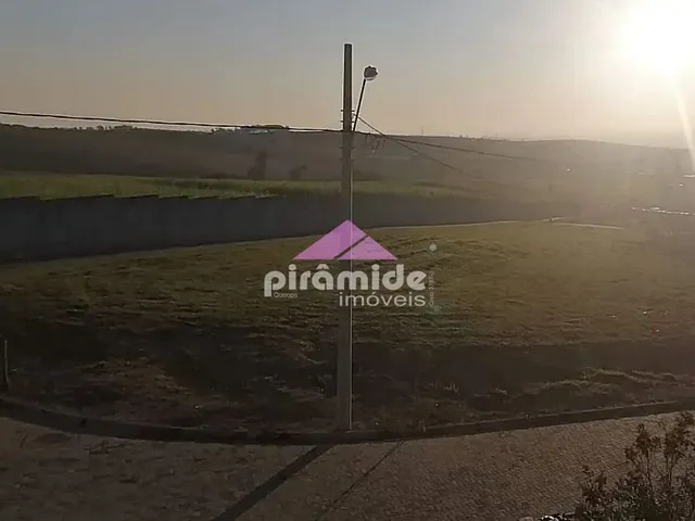 Terreno com 753m², à venda, no bairro Caçapava em Caçapava