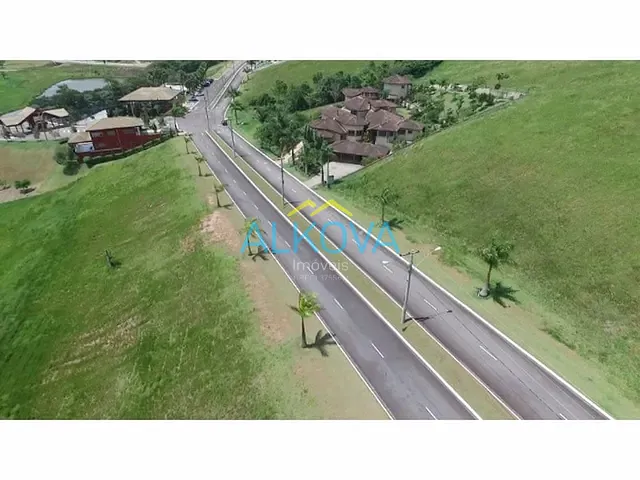 Terreno com 1100m², à venda, no bairro Centro em Paraibuna