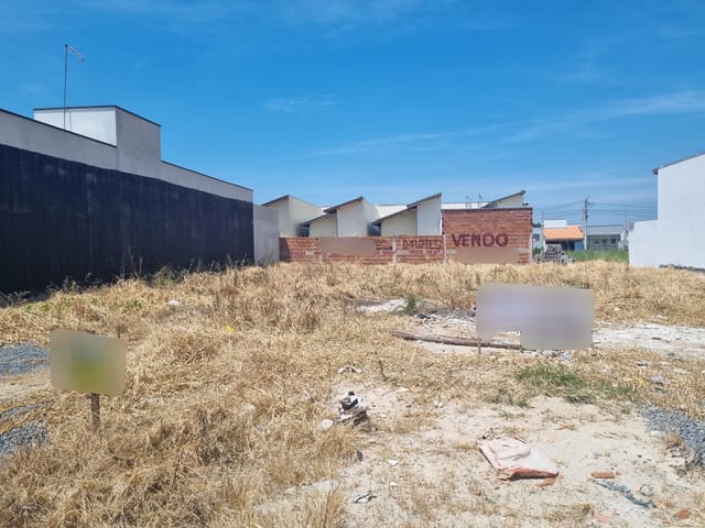 Terreno com 141m², à venda, no bairro Conjunto Habitacional Terra dos Ipês I (Sul) em Pindamonhangaba