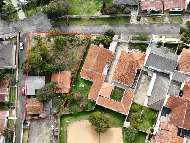 Terreno à venda, no bairro Butiatuvinha em Curitiba