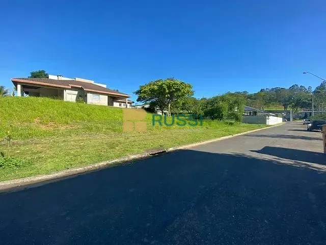 Terreno com 1750m², à venda, no bairro Tampanhão em Jambeiro