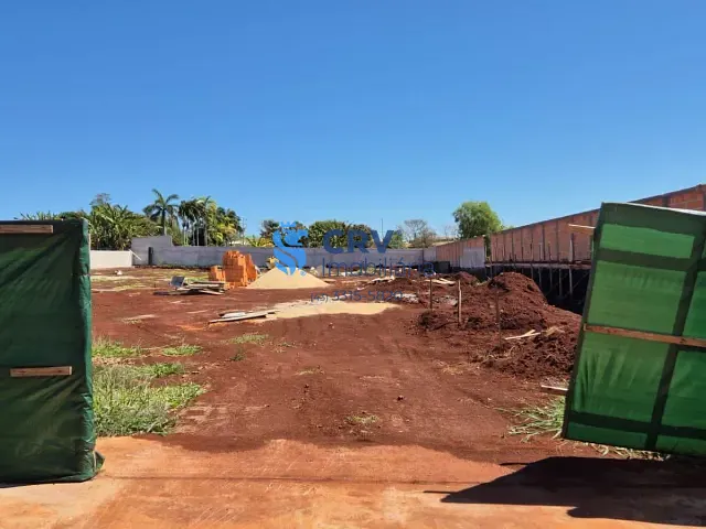 Terreno com 2613m², à venda, no bairro Estância Bom Tempo em Londrina