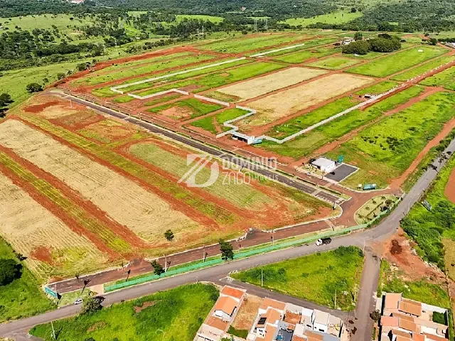 Terreno com 300m², à venda, no bairro Boa Vista em Uberaba