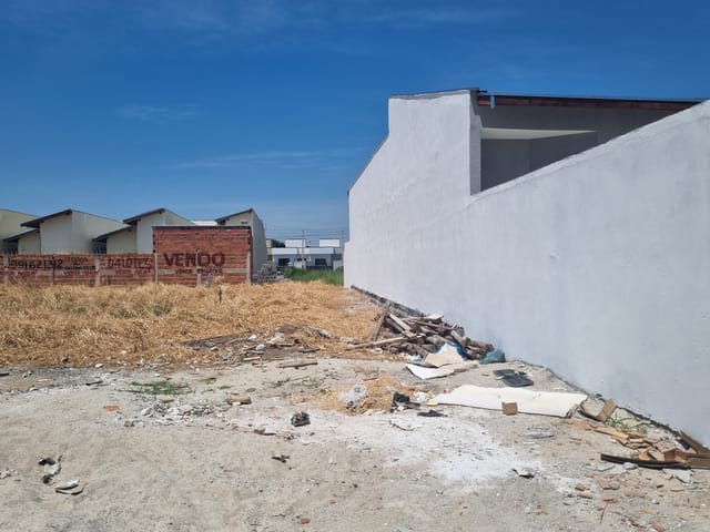 Terreno com 139m², à venda, no bairro Conjunto Habitacional Terra dos Ipês I (Sul) em Pindamonhangaba