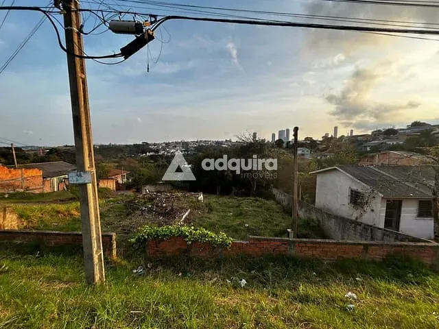 Terreno com 462m², à venda, no bairro Uvaranas em Ponta Grossa