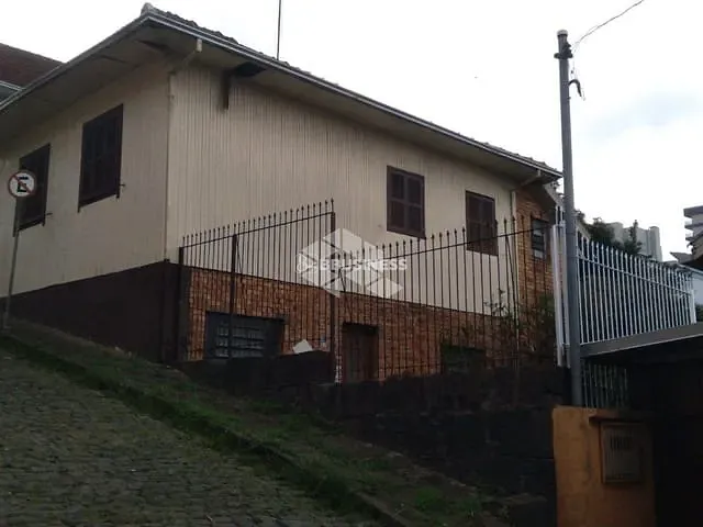 Terreno com 202m², à venda, no bairro Cristo Redentor em Caxias do Sul
