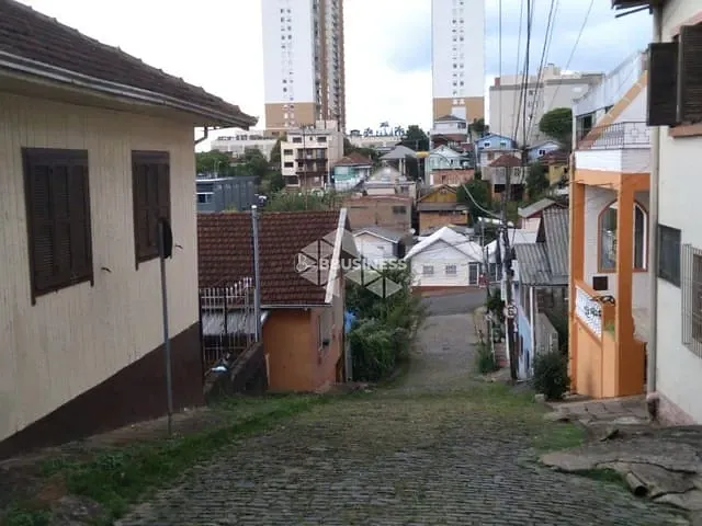 Terreno com 202m², à venda, no bairro Cristo Redentor em Caxias do Sul