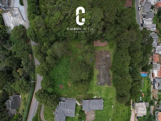 Terreno com 1964m², à venda, no bairro Vila Inglesa em Campos do Jordão