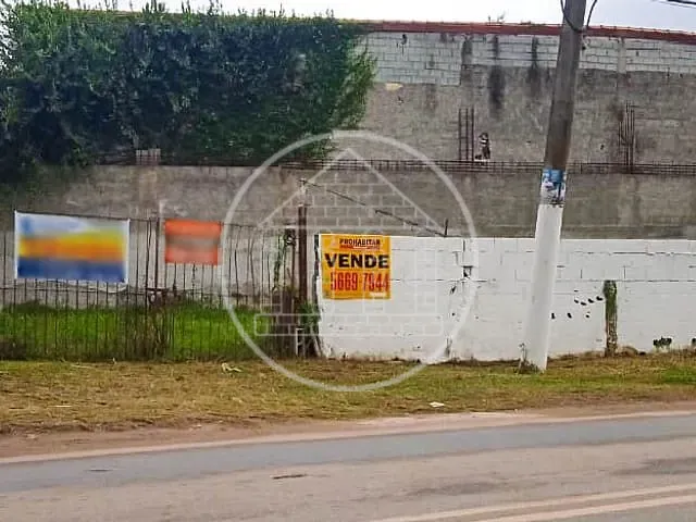 Terreno com 320m², à venda, no bairro Balneário São José em São Paulo