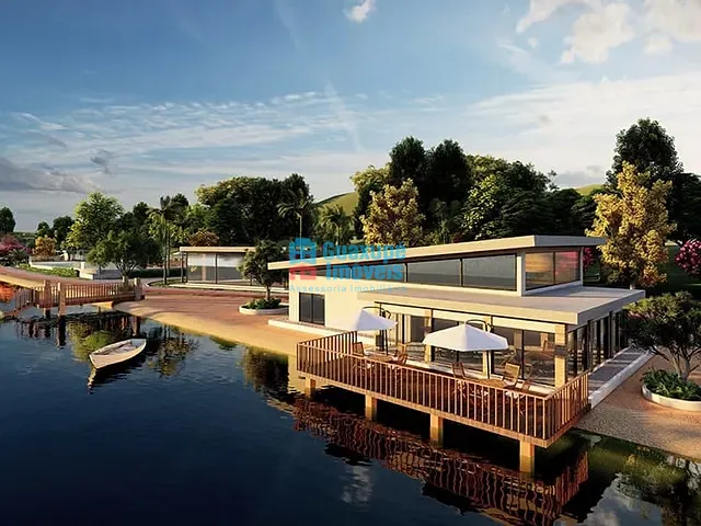 Terreno com 348m², à venda, no bairro BOURBON RESIDENCIAL em Guaxupé