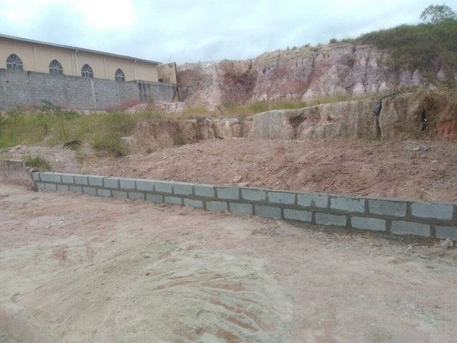 Foto do Terreno - Terreno à venda, 212 m² por R$ 128.000,00 - Jardim Nova República - São José dos Campos/SP | INDEPENDENCE NEGOCIOS IMOBILIARIOS LTDA