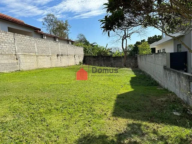 Terreno com 407m², à venda, no bairro Condomínio Reserva dos Lagos em Pindamonhangaba