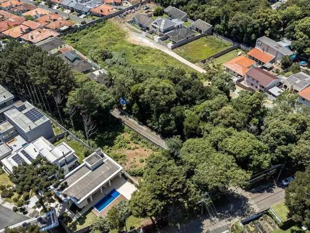 Terreno com 2832m², à venda, no bairro Orleans em Curitiba